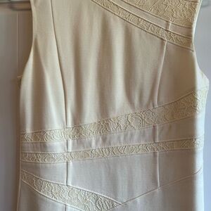 Women Off White Dress With Lace Inlays -  Guess By Marciano - Size 6